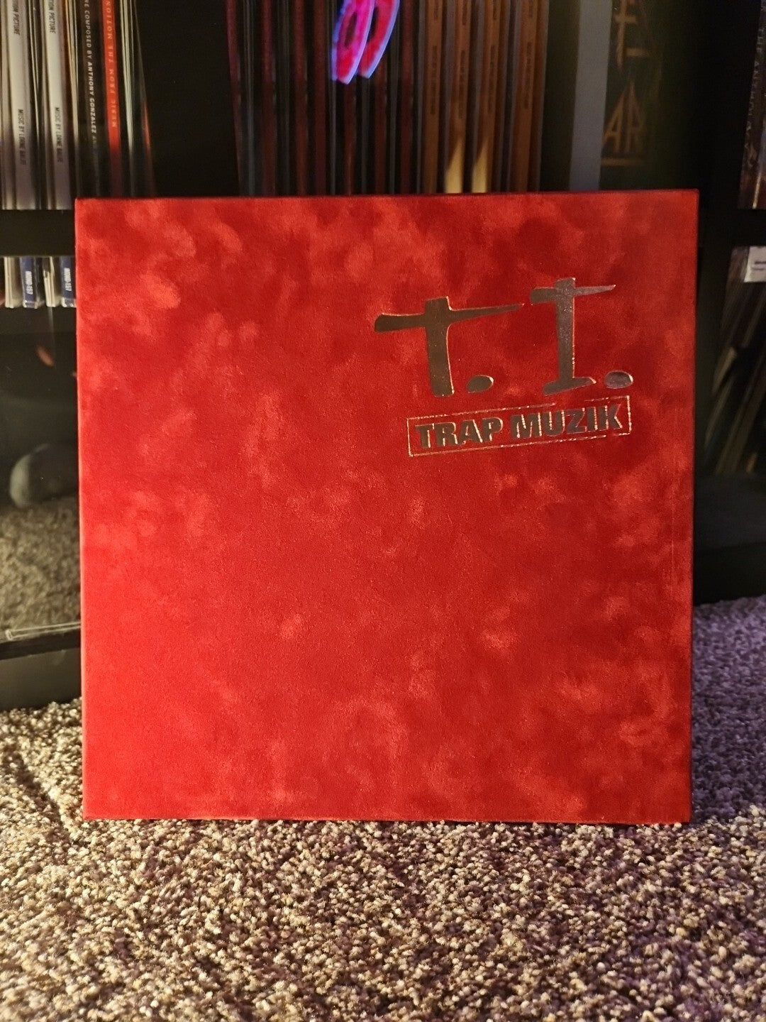 T.I. TRAP MUZIK DELUXE EDITION (2 LP VELVET BOX SET) COLOR VINYL LTD Red Swirl