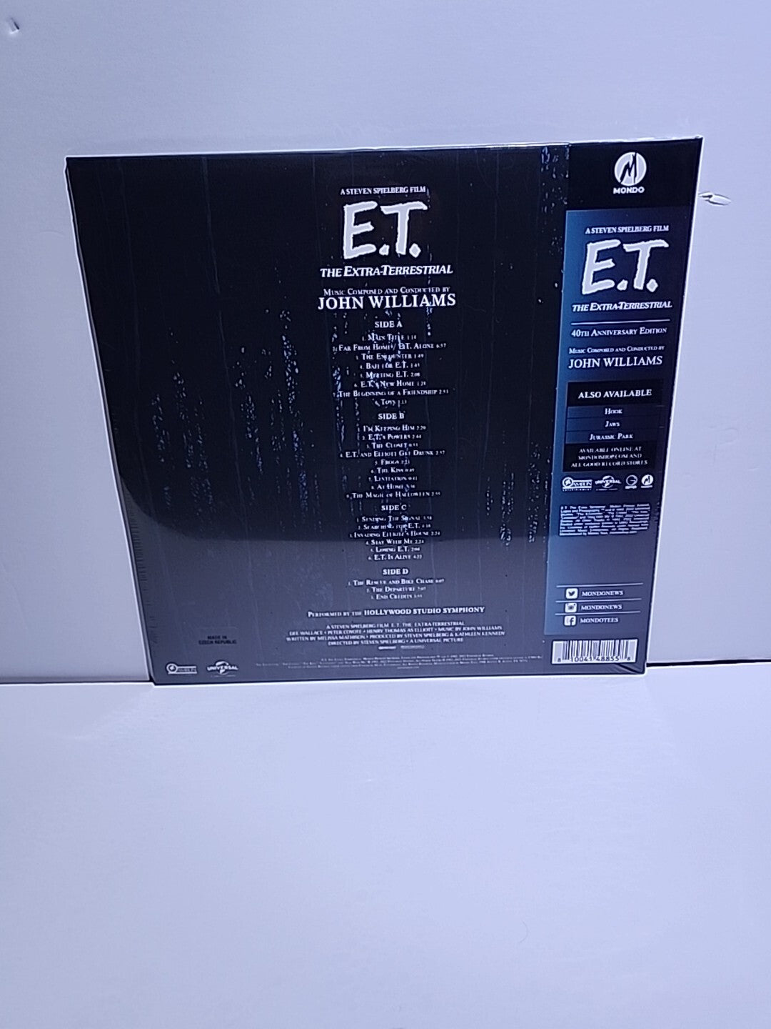 E.T. The Extra Terrestrial 40th Anniversary 2 LP  Full Moon Color Vinyl MONDO