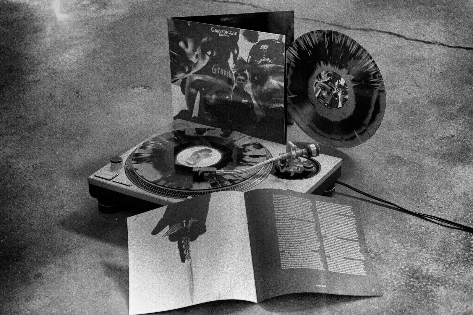 Gravediggaz 6 Feet Deep Limited Edition Exclusive Color Vinyl Album LP VMP NEW